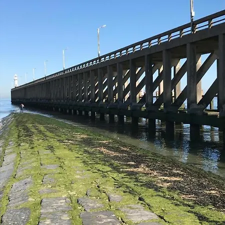 Caravan 2 Bedroom - New Ideal Hotel De Haan