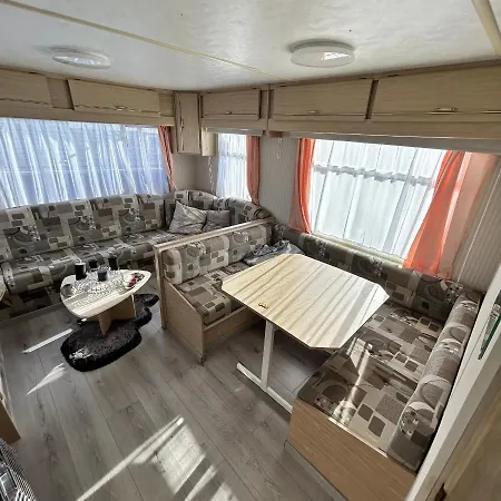 Caravan 2 Bedroom - New Ideal Hotel De Haan